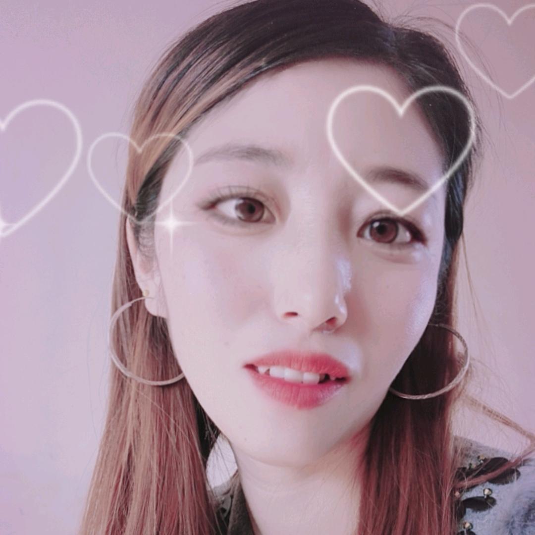 萍.
