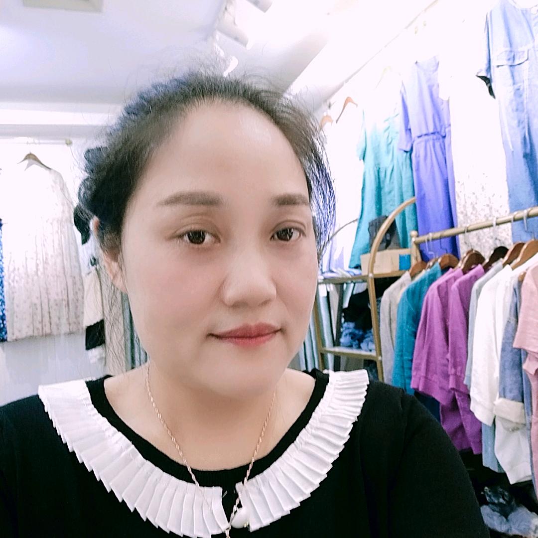 卖牛仔裤的龚姐姐