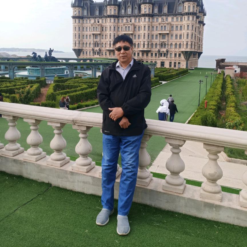 会变魔术的妞妞