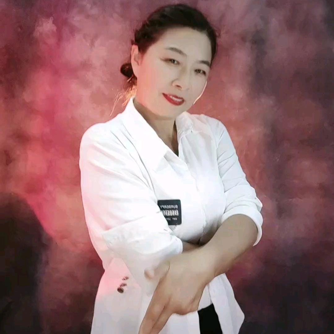 九月红🌺