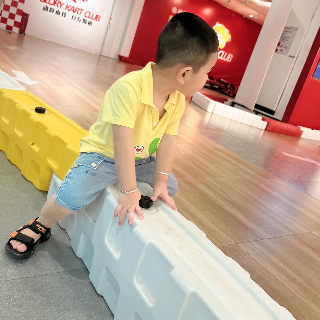 广东珩谦塔吊电梯租赁有限公司