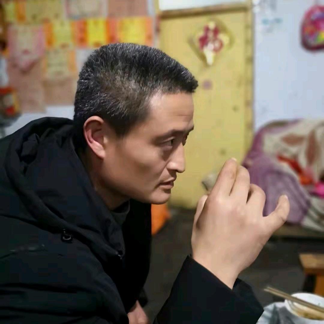 亮红豪婕