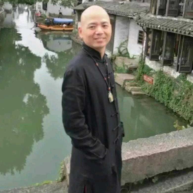 光头哥