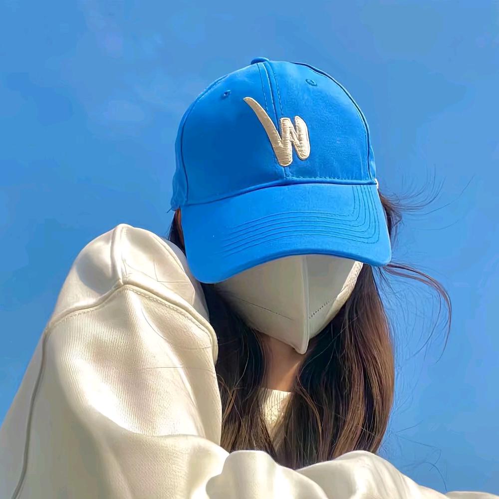 芸轩小莹（见过李昀锐版）