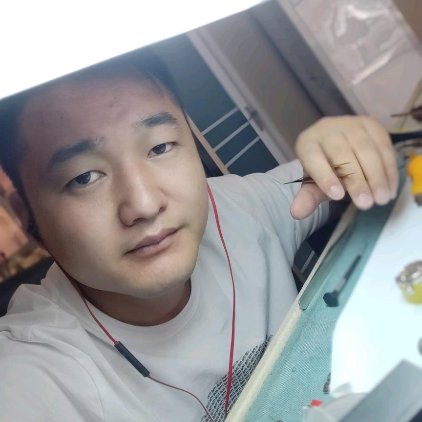Mr丶达不溜