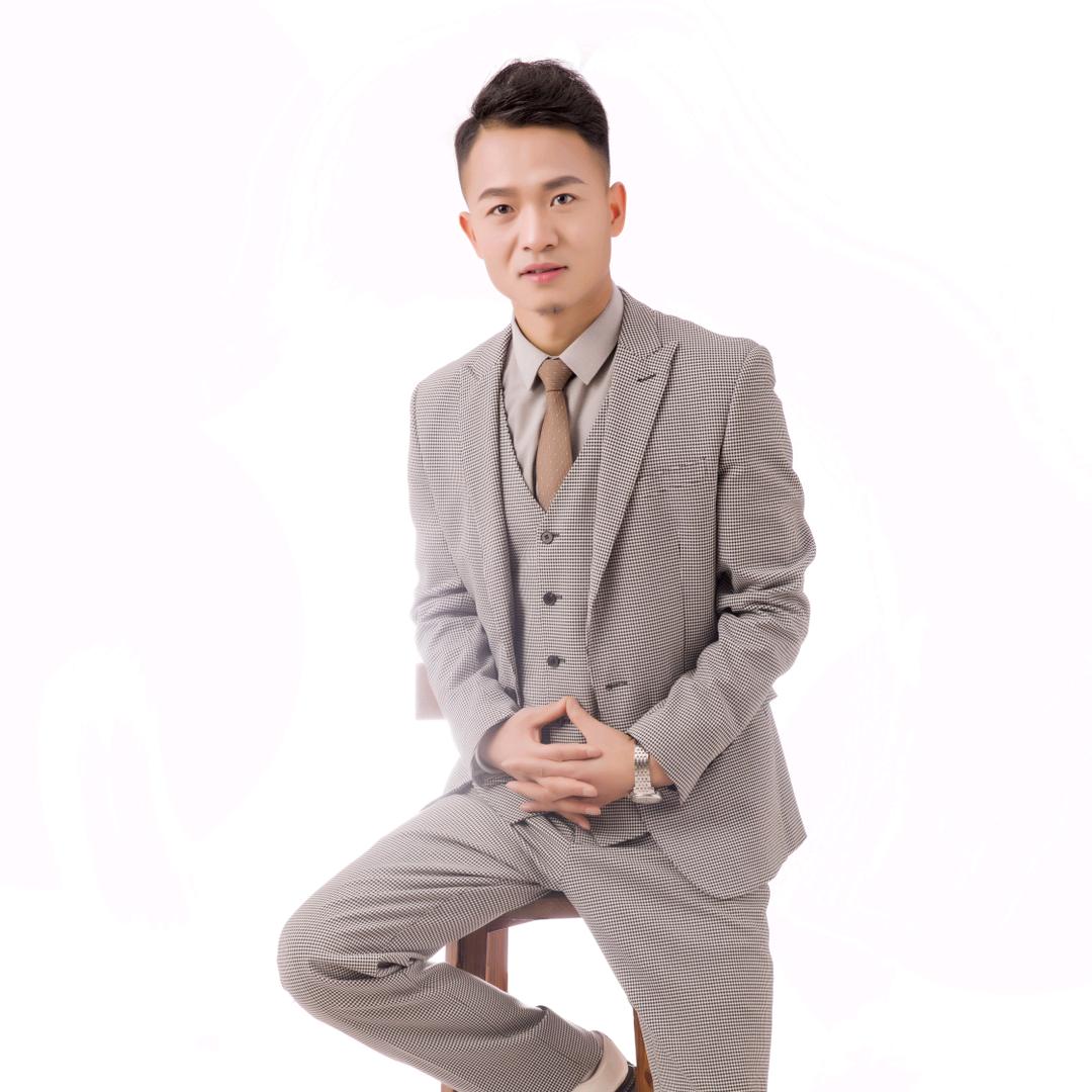 秦人：卫小军