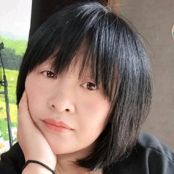 台州紫彤花灯厂家（蜂姐）
