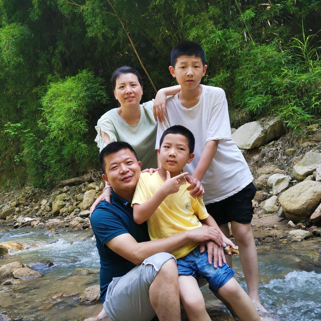 龙南飞宇门窗何