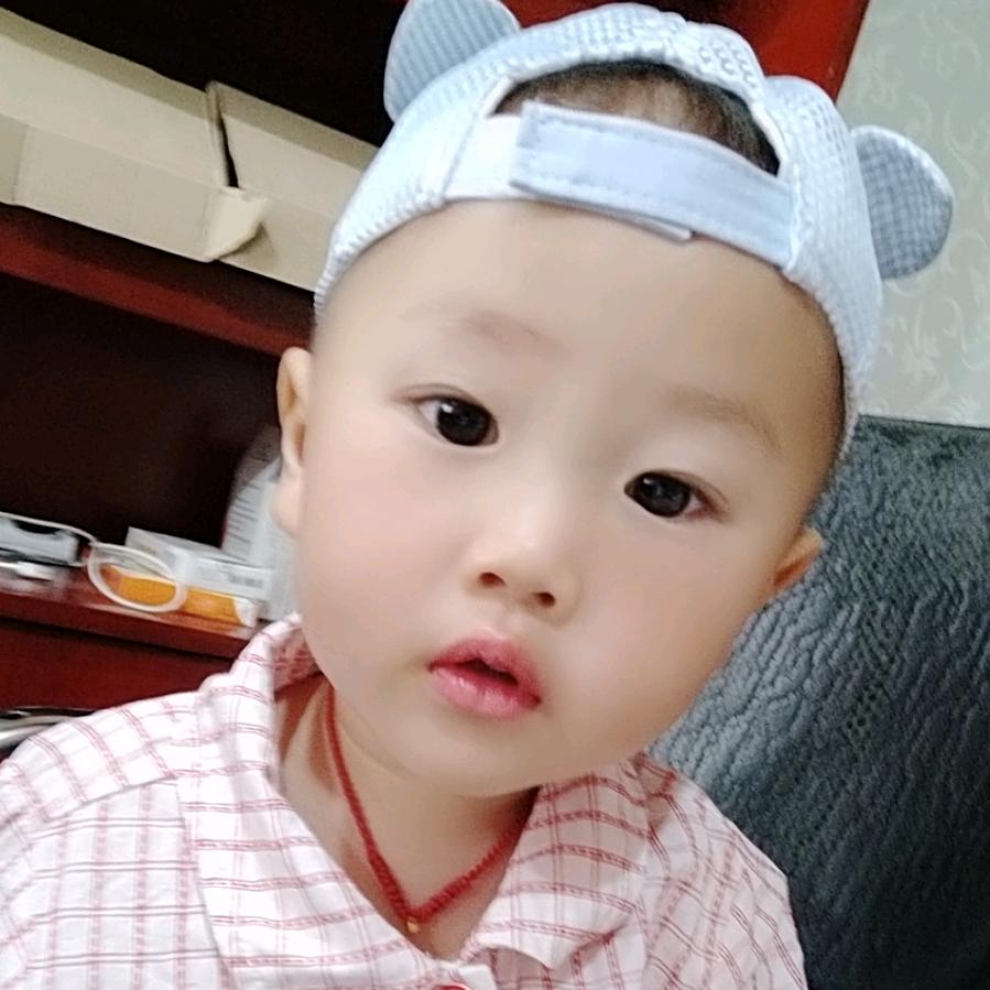 罗丽