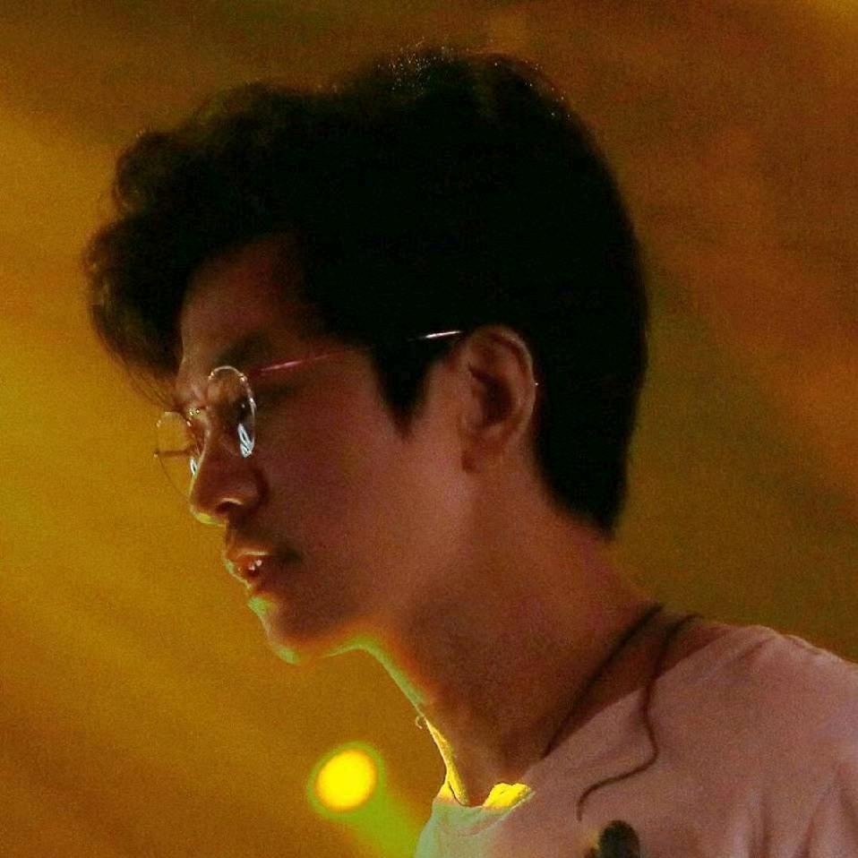爱啸的渣渣