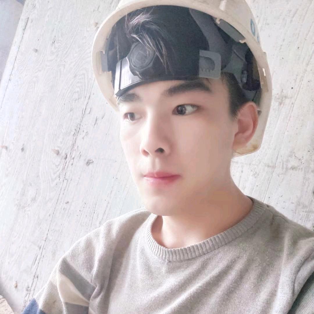 工地小伙