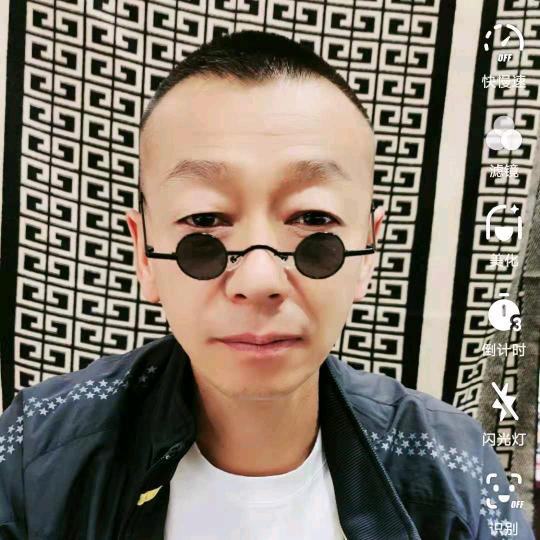 德龙哥