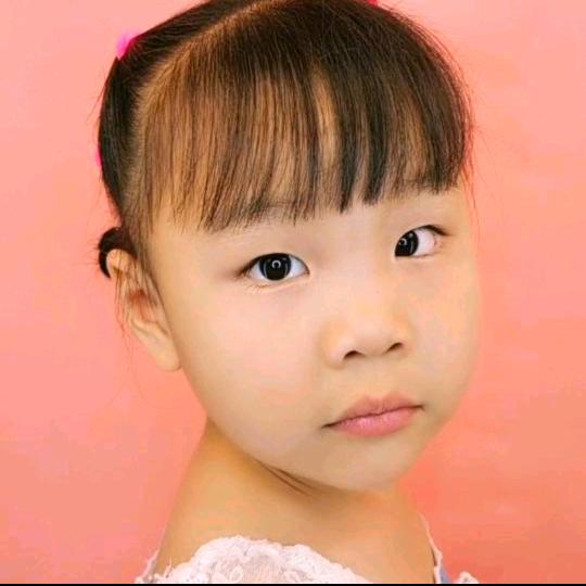 蓝歌爱编发