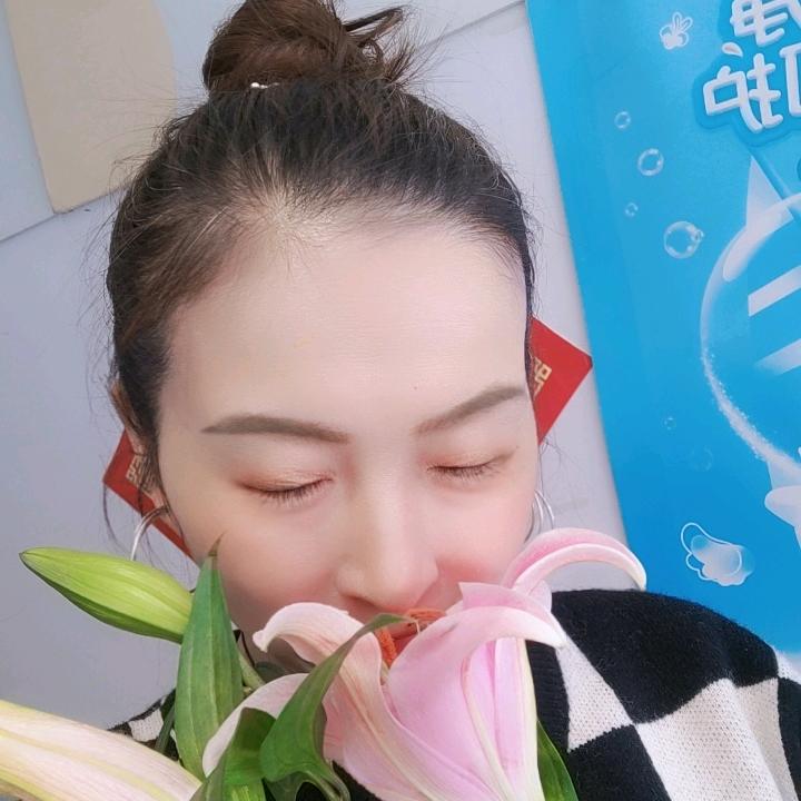 豆儿手势舞