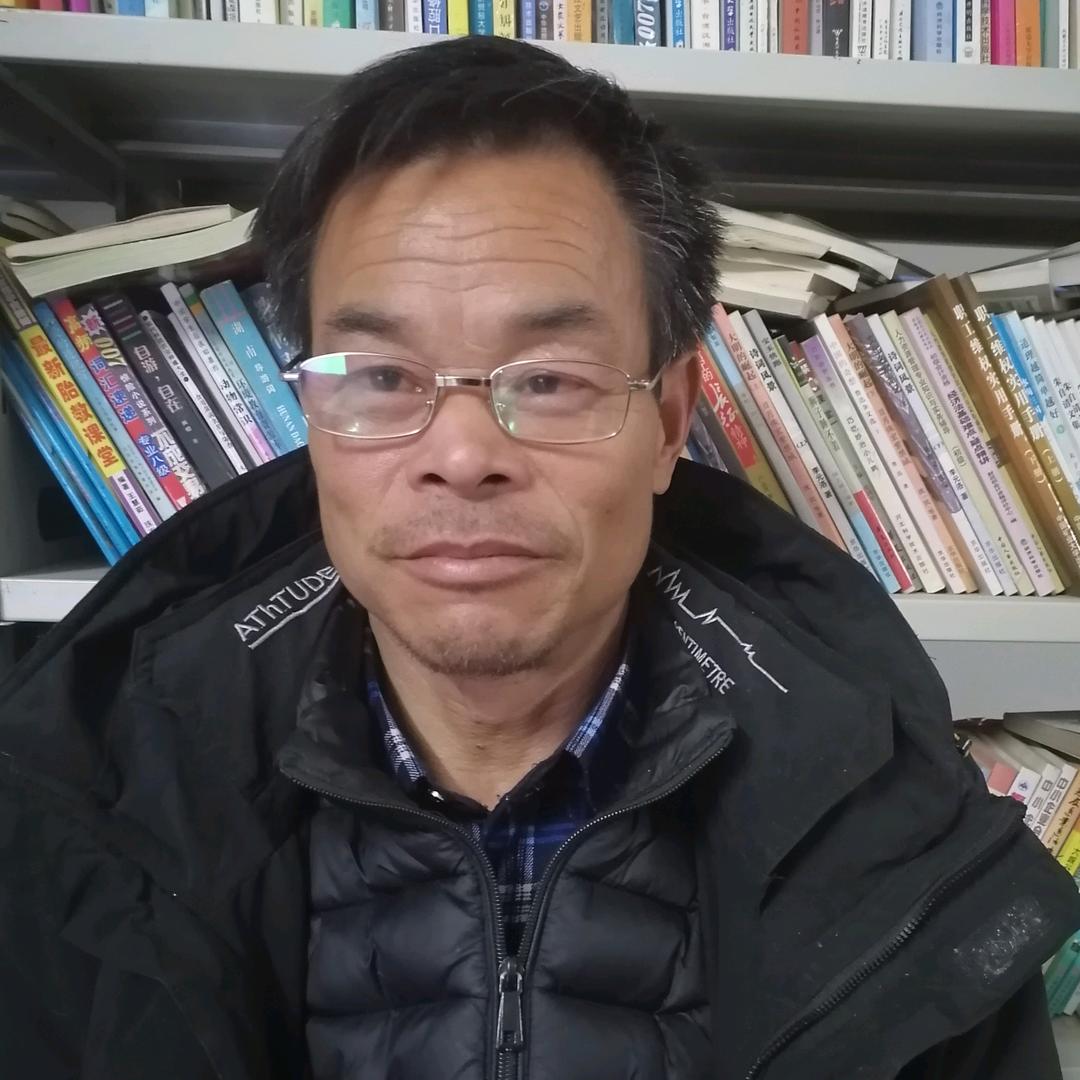前张横枪立马