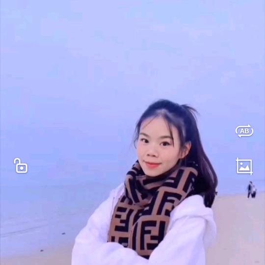 北漂的龙梅子