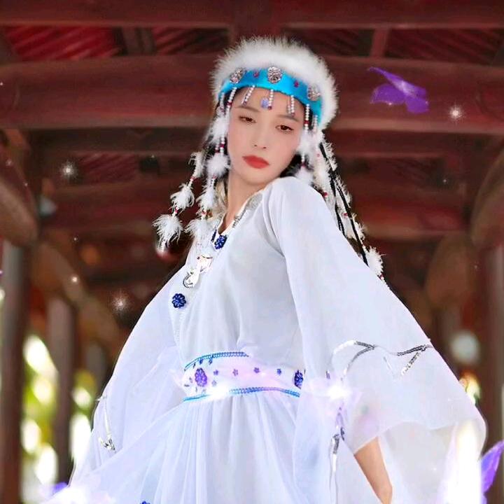ℋღ᭄快乐小精灵🍒᭄💞࿐