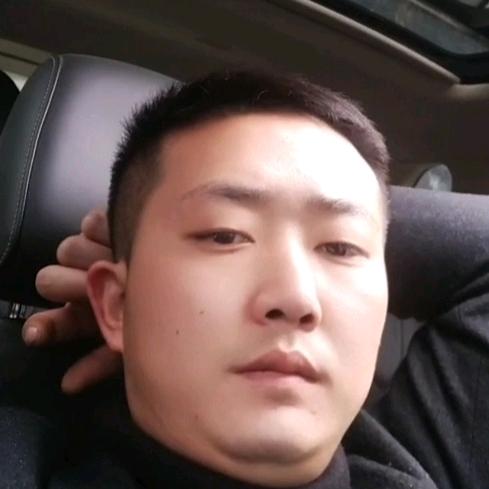 情( っ'-')╮ =͟͟͞͞🏀哥哥