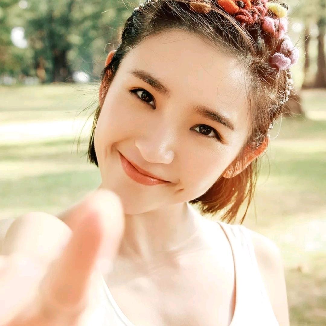 睫毛弯弯ཉ྄ིོུ༄