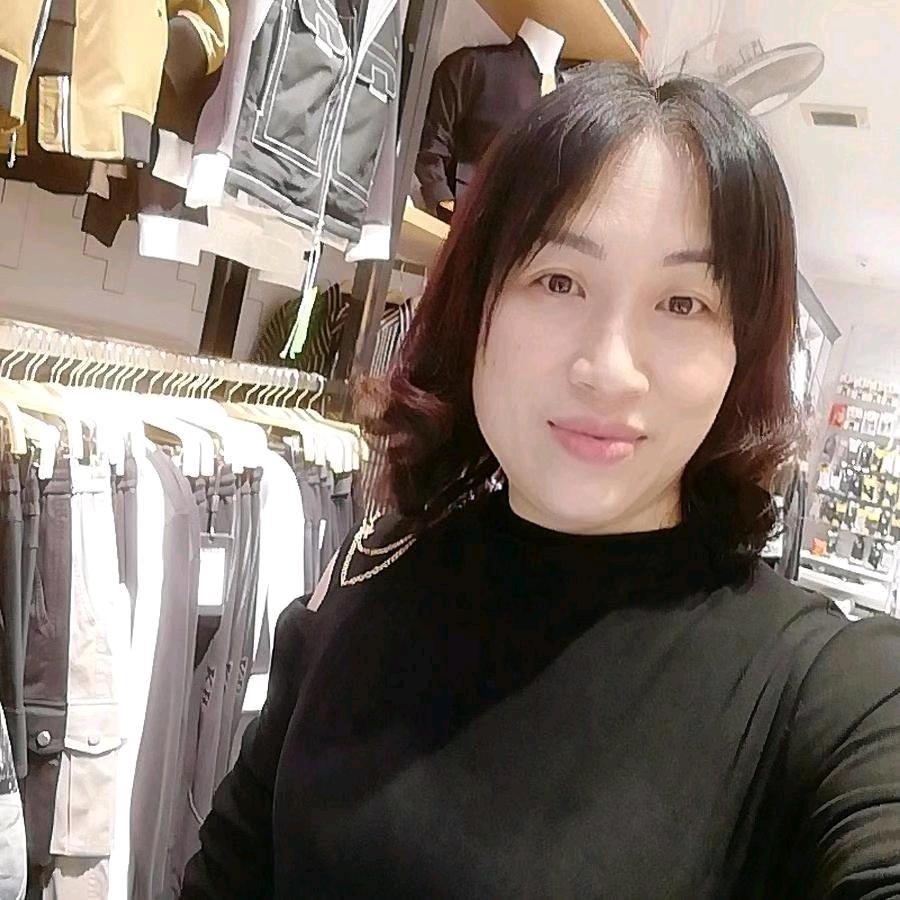 汕头龙湖潮流前线男装