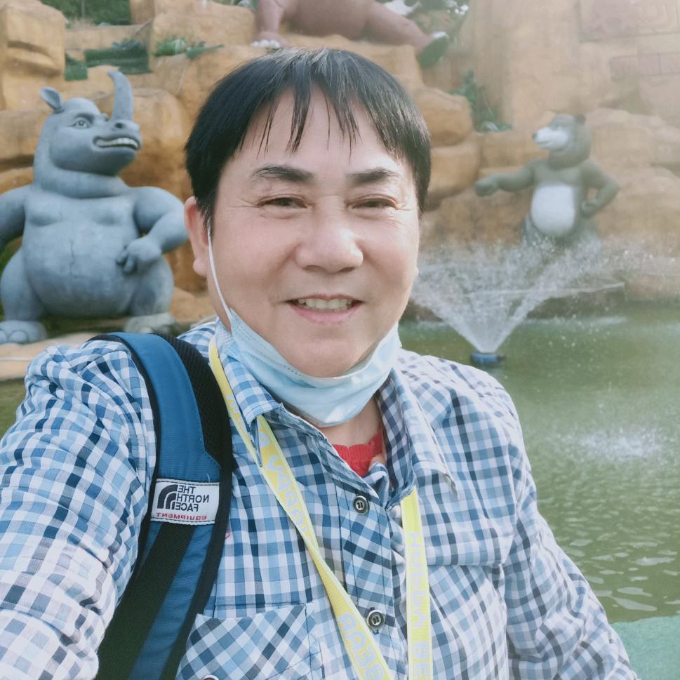 隆普