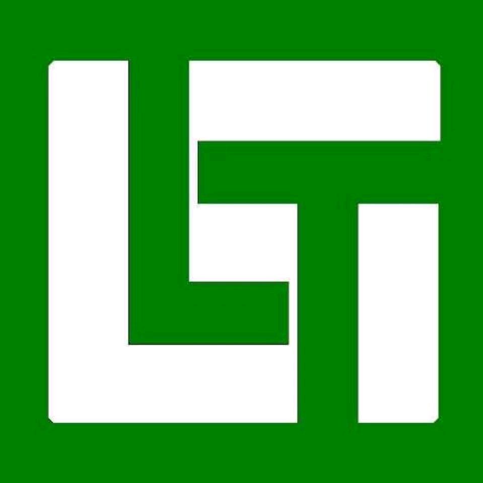 绿途酒店就在草原