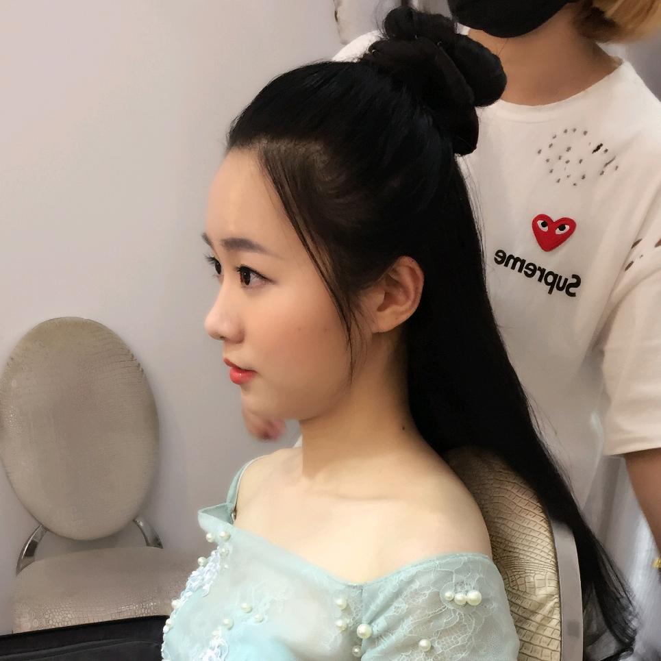 妍娴女装