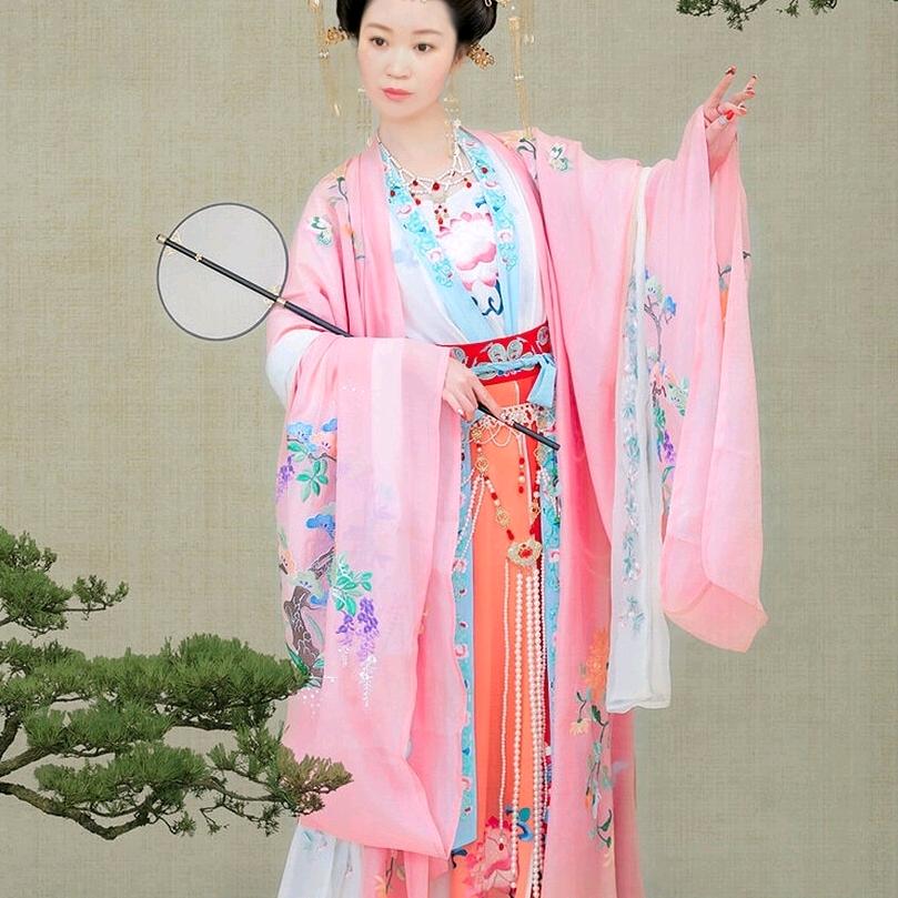 听歌的小妹