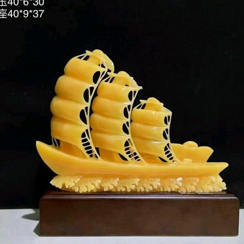w厚德载物