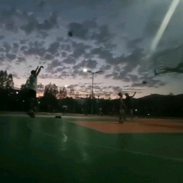 古由