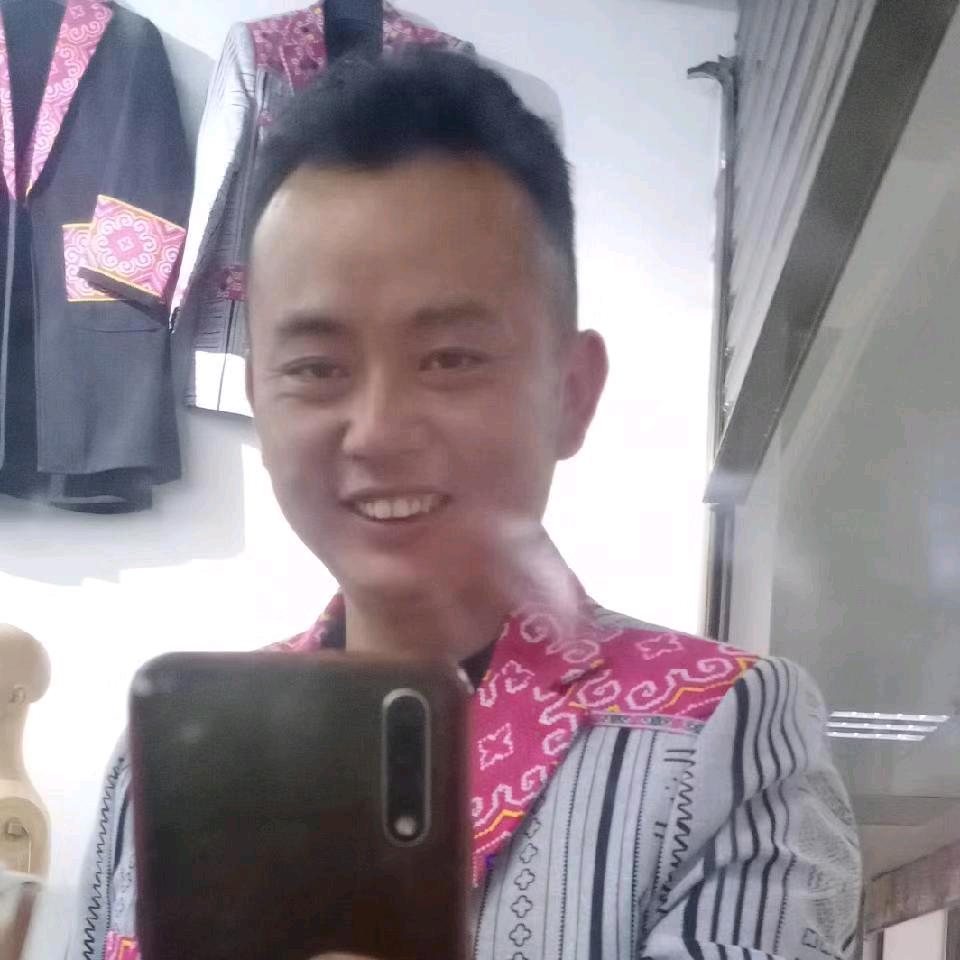为明天努力砚山电脑绣花