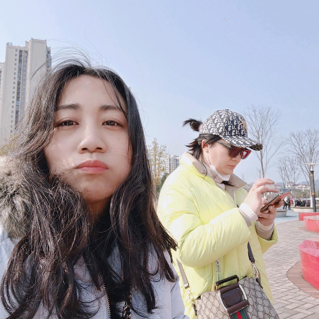 @潘潘