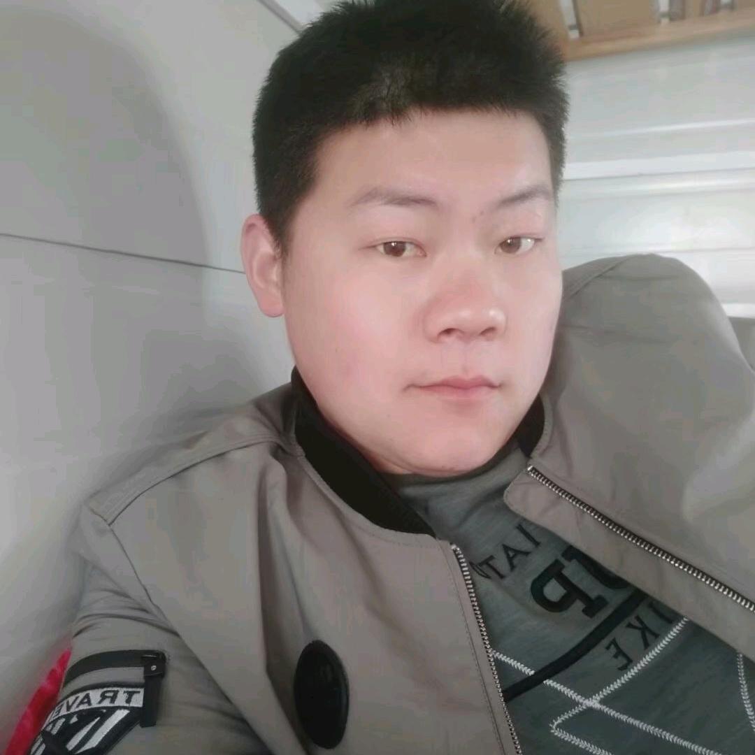 刘小龙