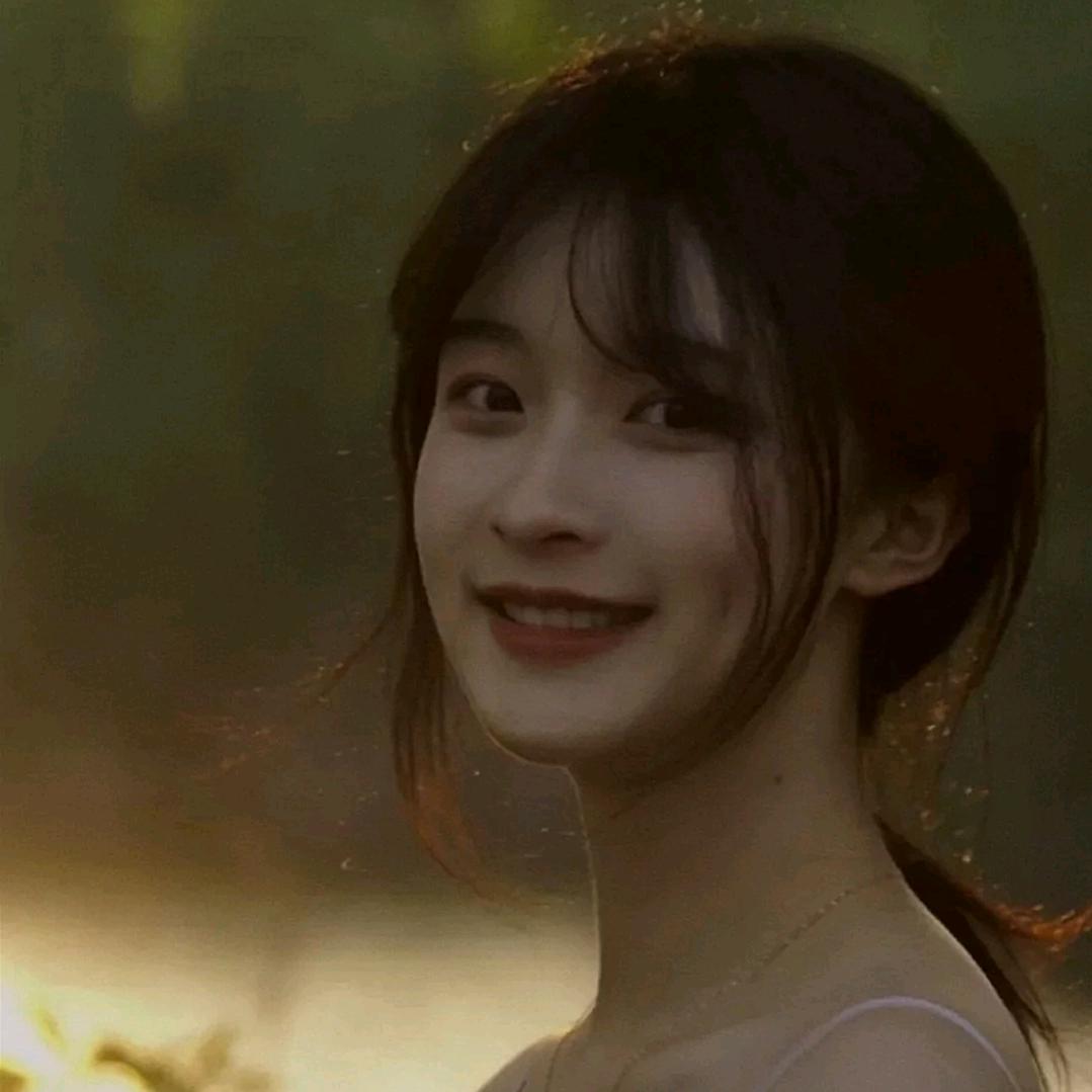 今天买新裙子了嘛( 0 x 0 )