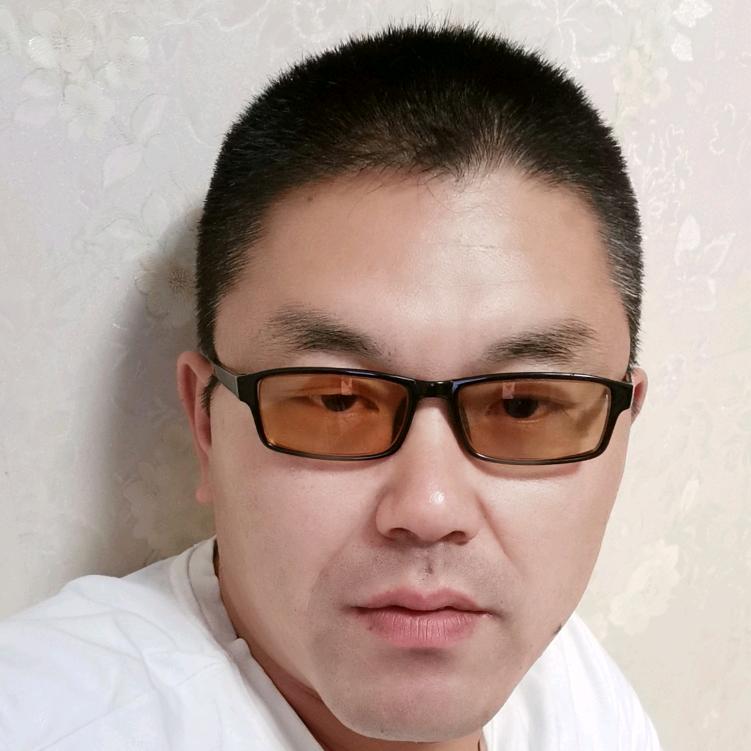 小哥🚚姚姚