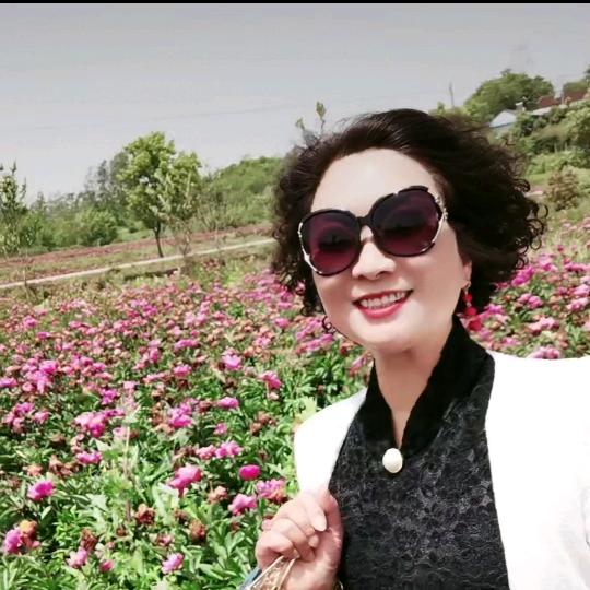 霍山杰豪皮鞋王姐