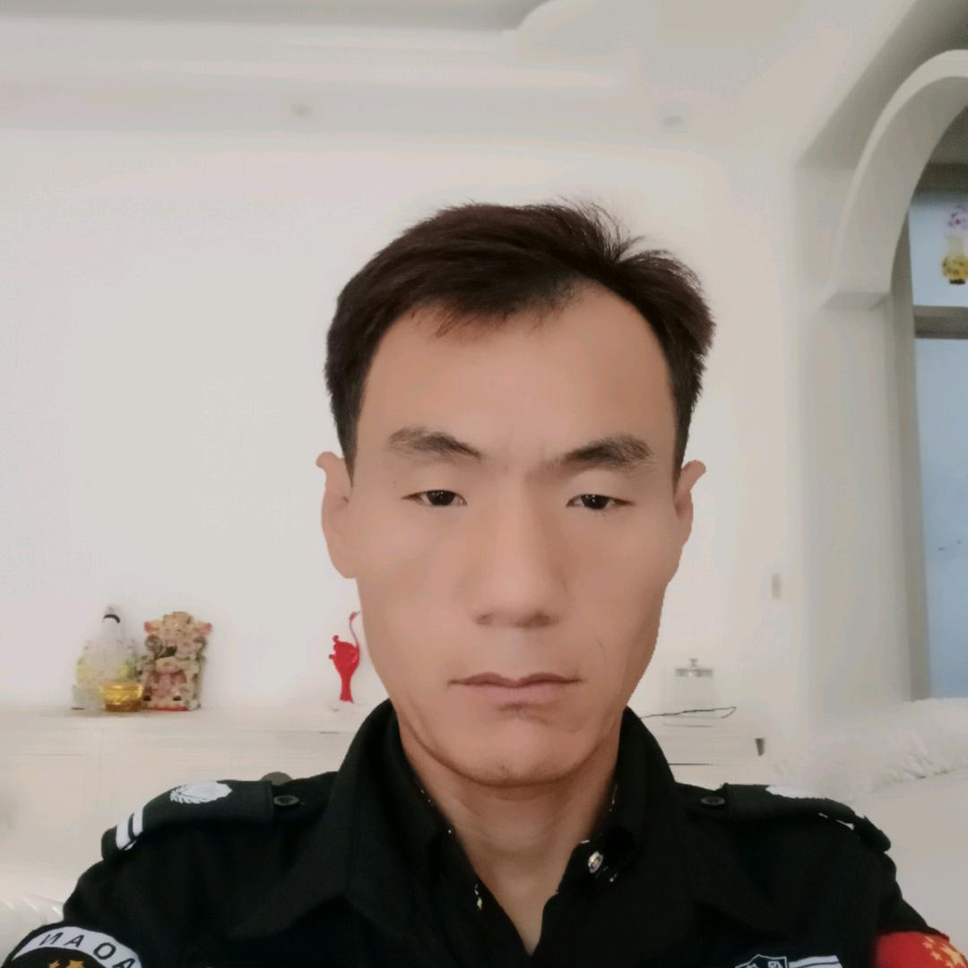 皇甫超其