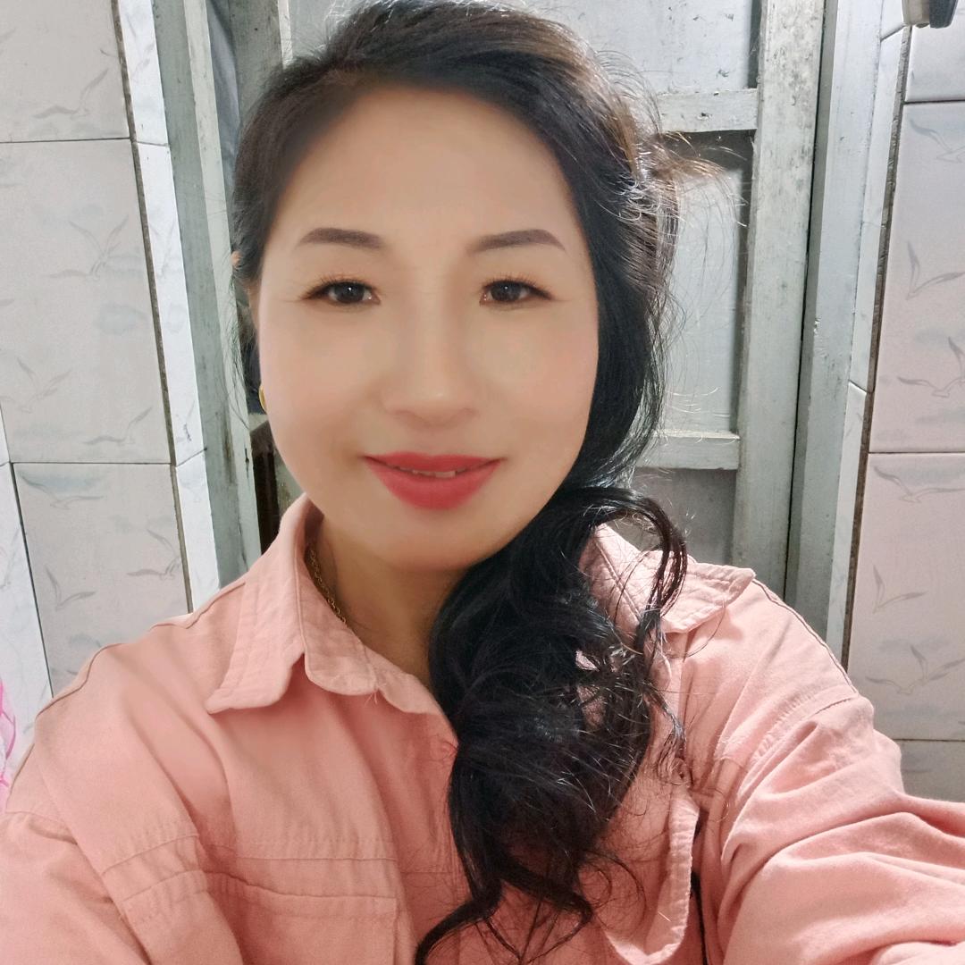 桃花依旧