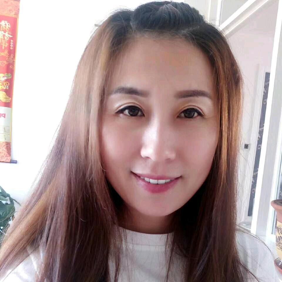 红红 女装