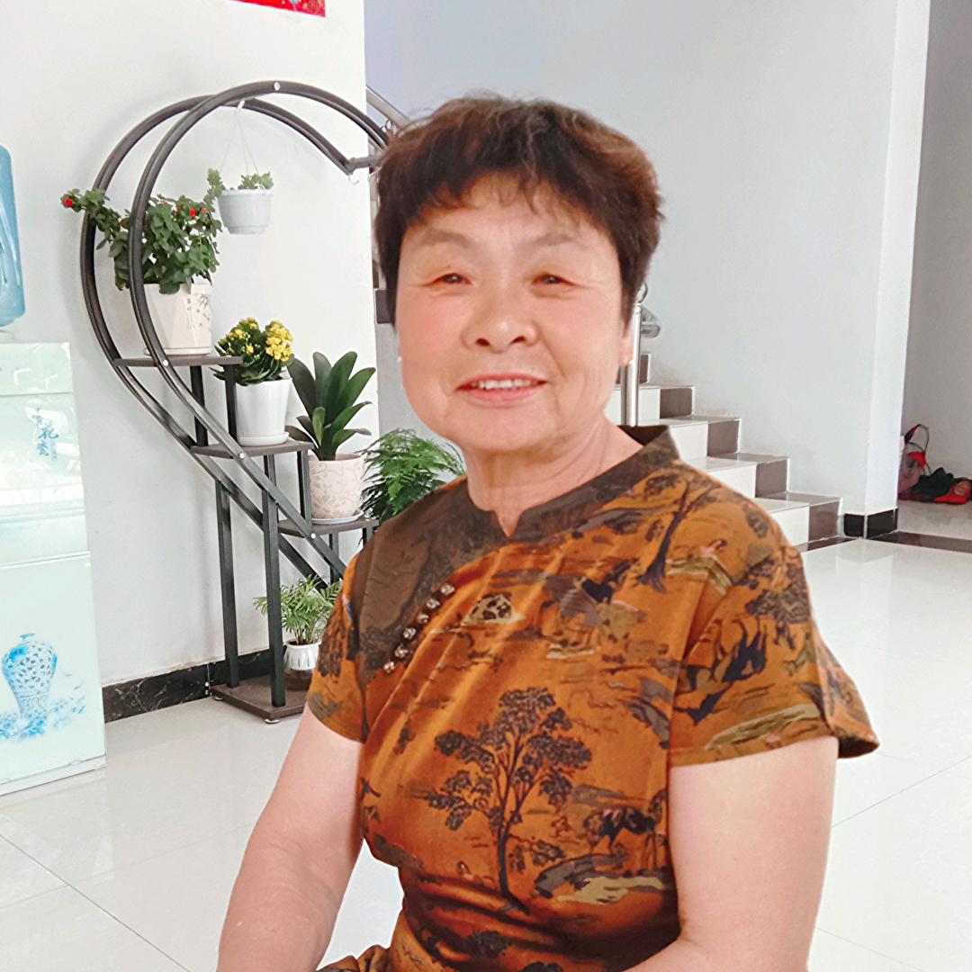 何芳勤