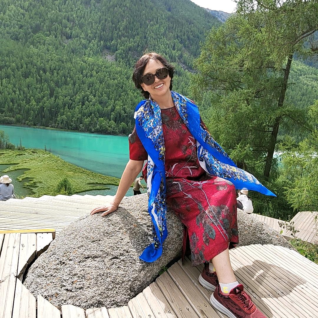 丛中笑.(关赞必回)