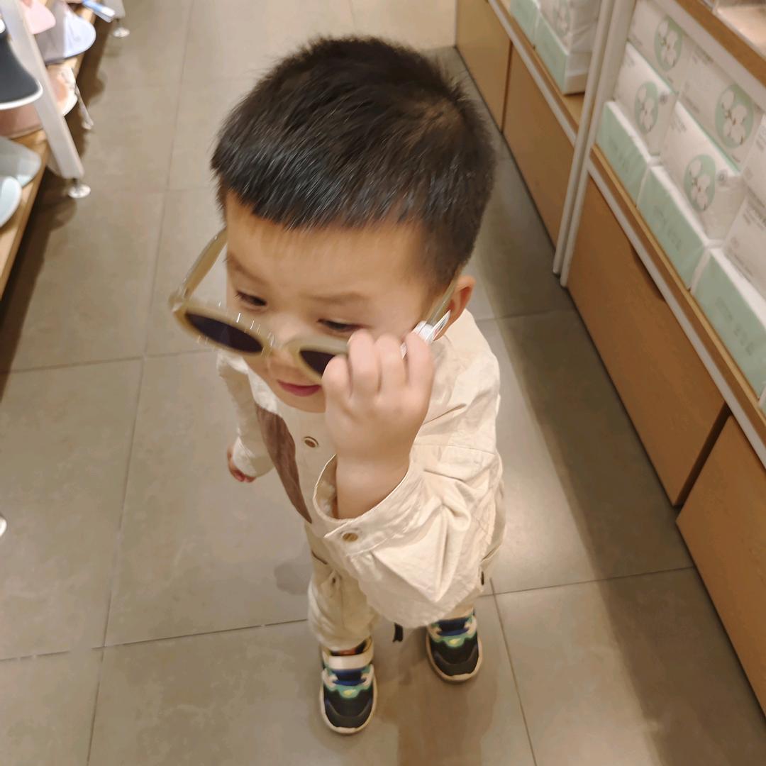 AA小李同学