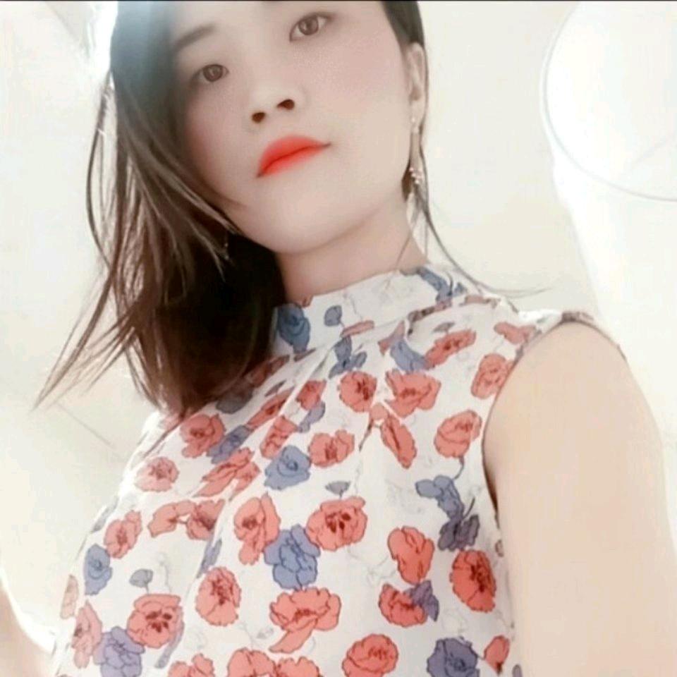 锦屏步行街ds 装搭配师菊子