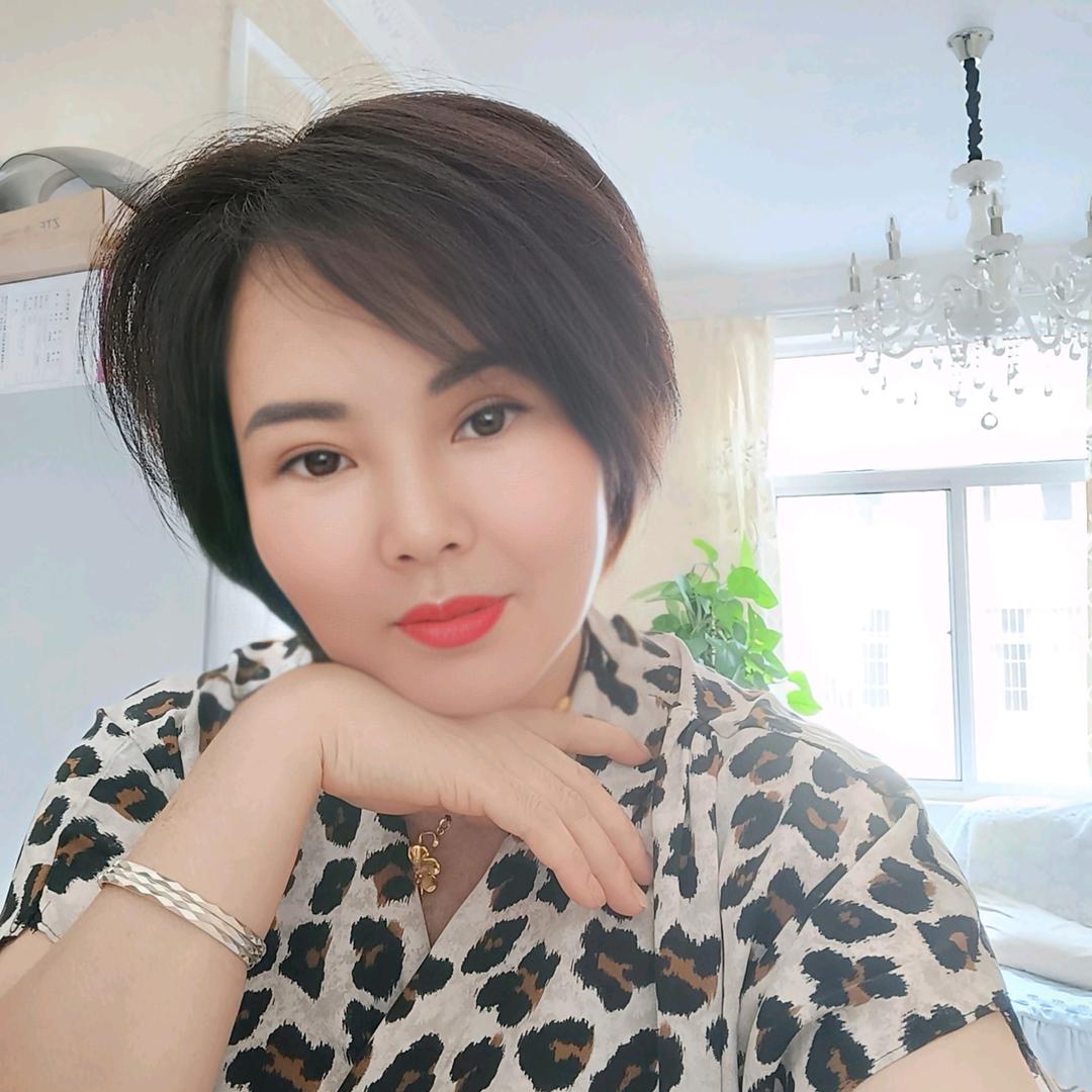 弥勒芬姐酸汤猪脚火锅