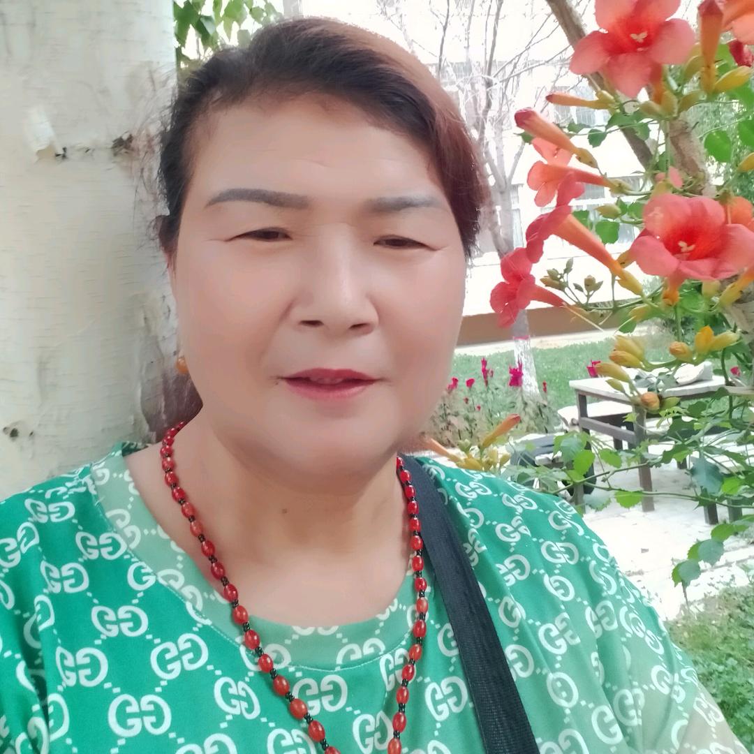 幸福就像花儿一样的红玫🌹