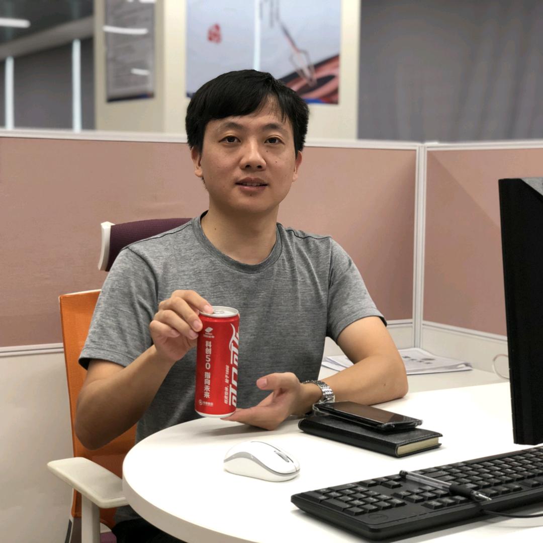 不会游泳只会理财的余