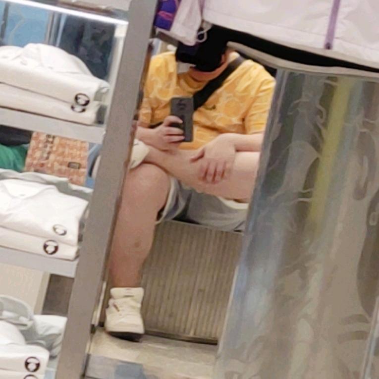 向暖爱吃熊🌈