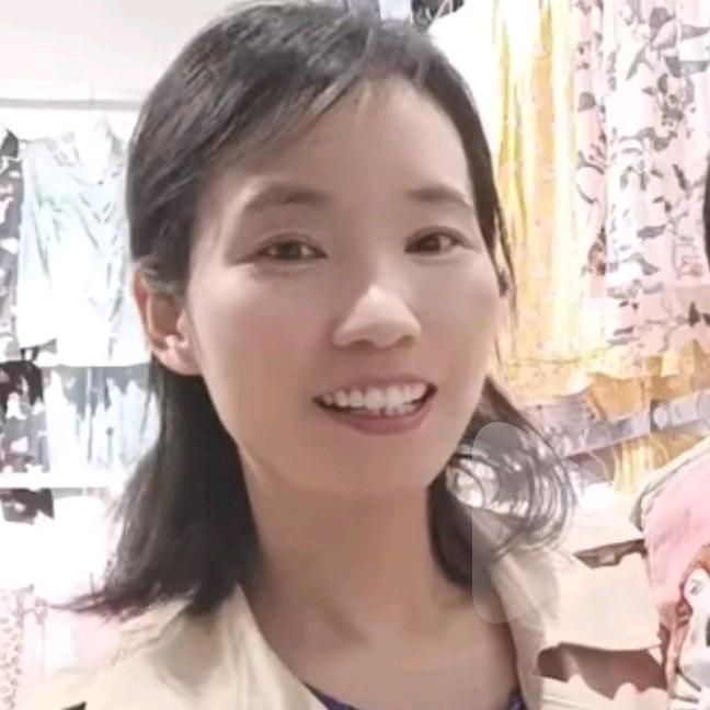 冬暖夏凉服饰店