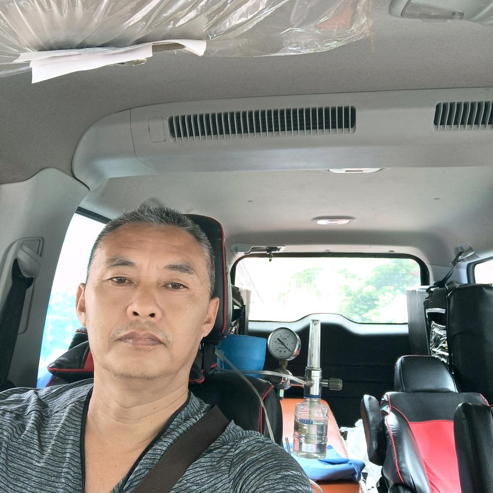 危重病人出院，转院，专业回家护送！！