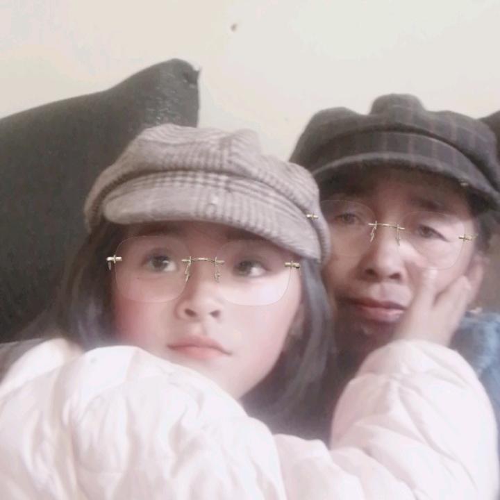阿诺和奶奶的日常生活